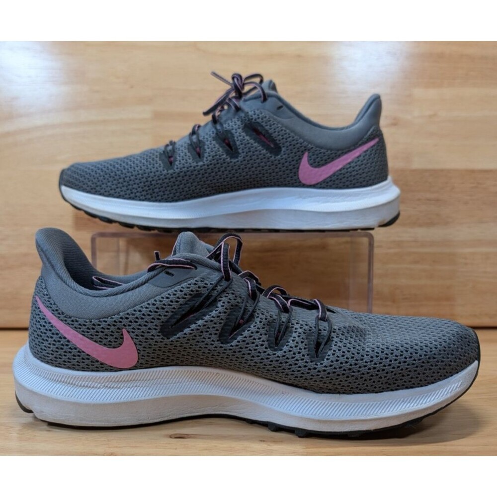 Nike Quest 2 Womens Shoes Size 8 Grey Psychic Pink Athletic Running Sneaker Low
